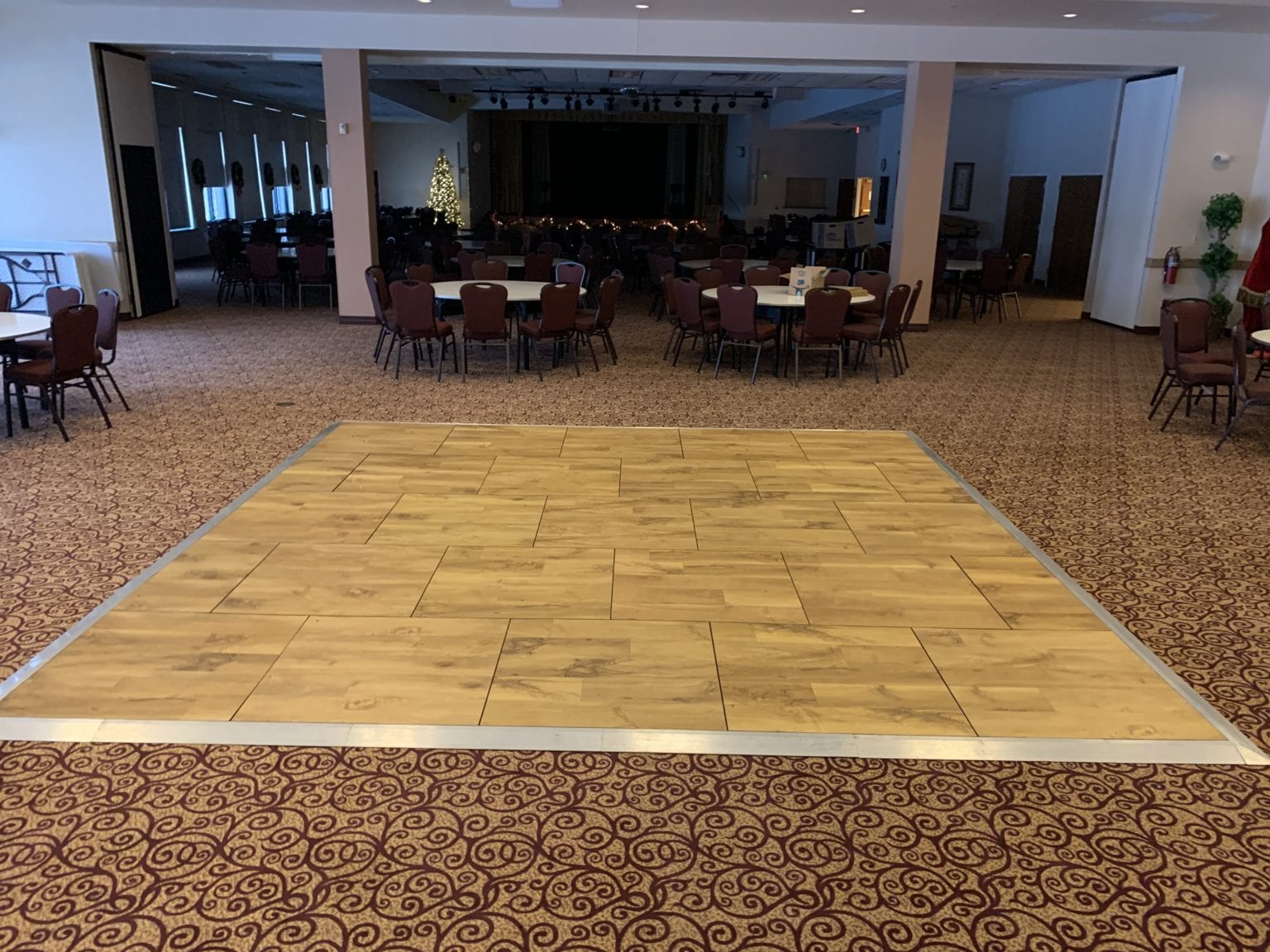 Wood Dance Floor Rental • Ultimate Rental Services, Inc.